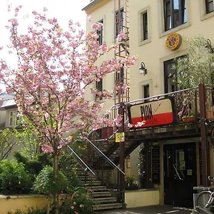 Auberge de jeunesse Louise 20