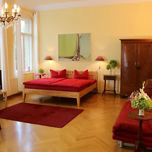 Apartment Elbvilla, Dresden